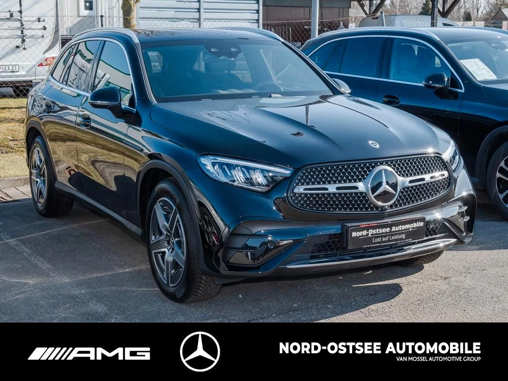 Mercedes-Benz GLC 300 d 4M AMG AHK DISTRONIC MBUX SHZ KEYLESS AMG LineX254 GLC 300 d 4M AMG AHK DISTRONIC MBUX SHZ KEYLESS AMG Line