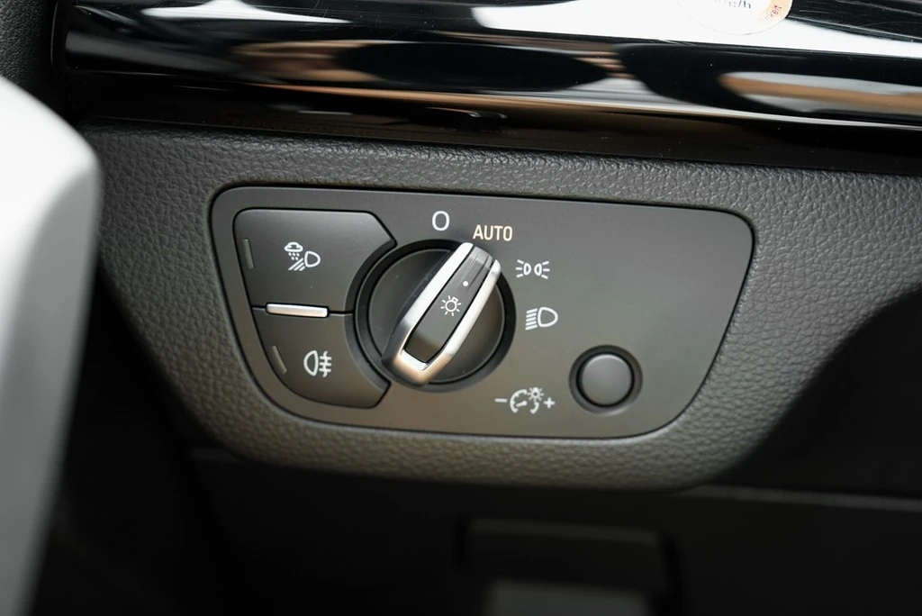 Audi Q5 40 TDI S line Navi Matrix Panorama TopView