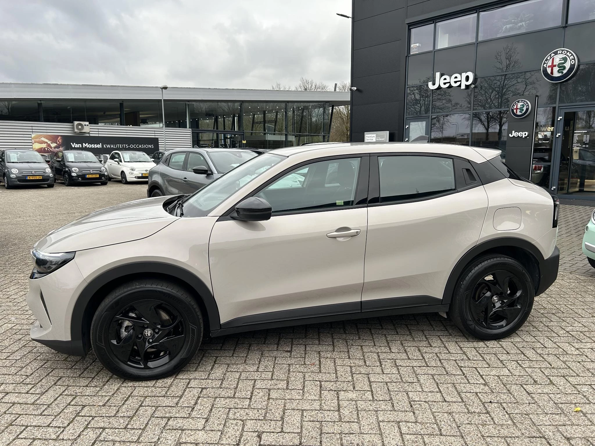 Alfa Romeo Junior 1.2 Turbo 145pk Hybrid Ibrida