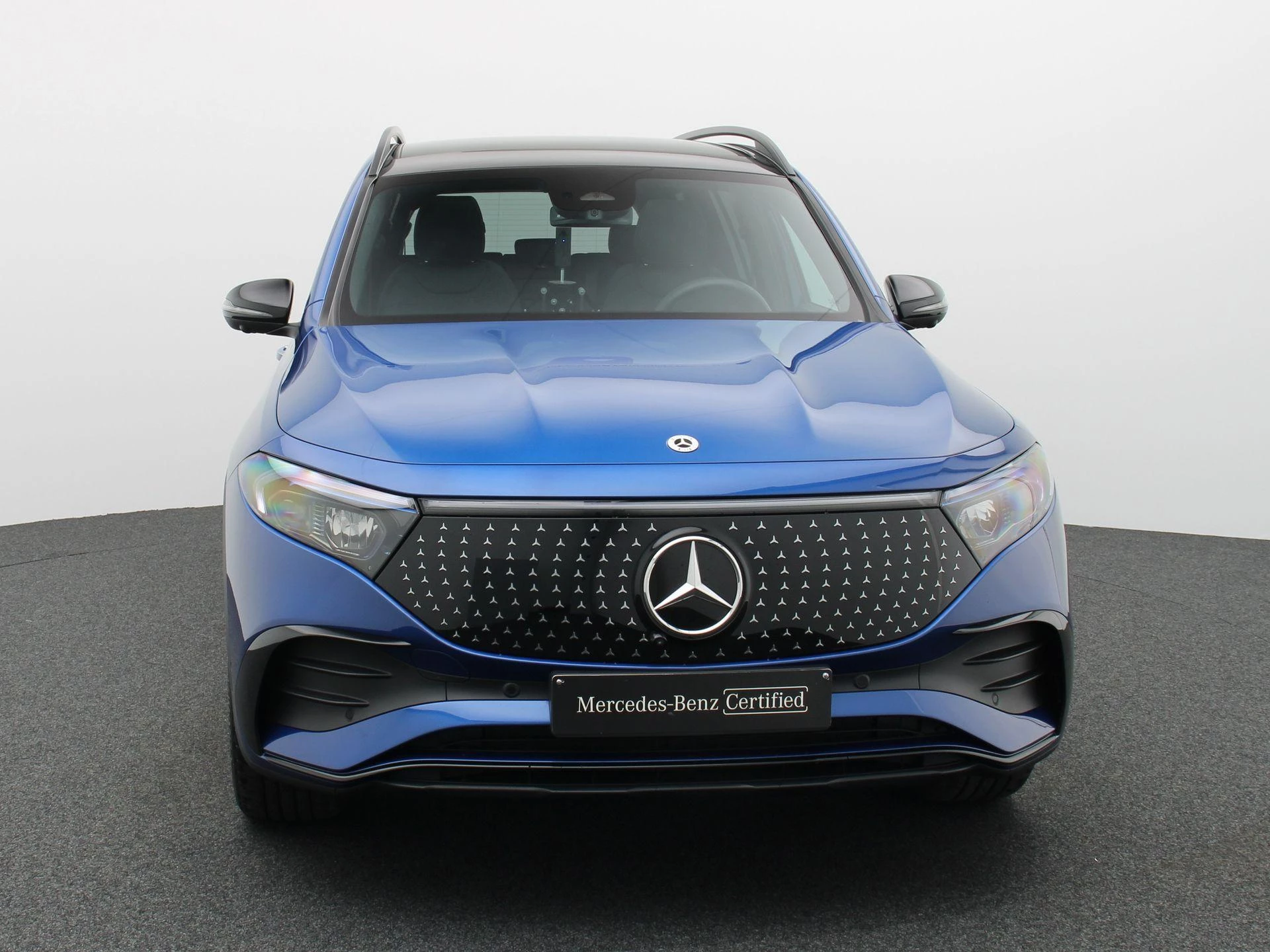 Mercedes-Benz EQB 250+ STAR EDITION + LEDER + 7-ZIT + BURMESTER + PANO DAK + CARPLAY +