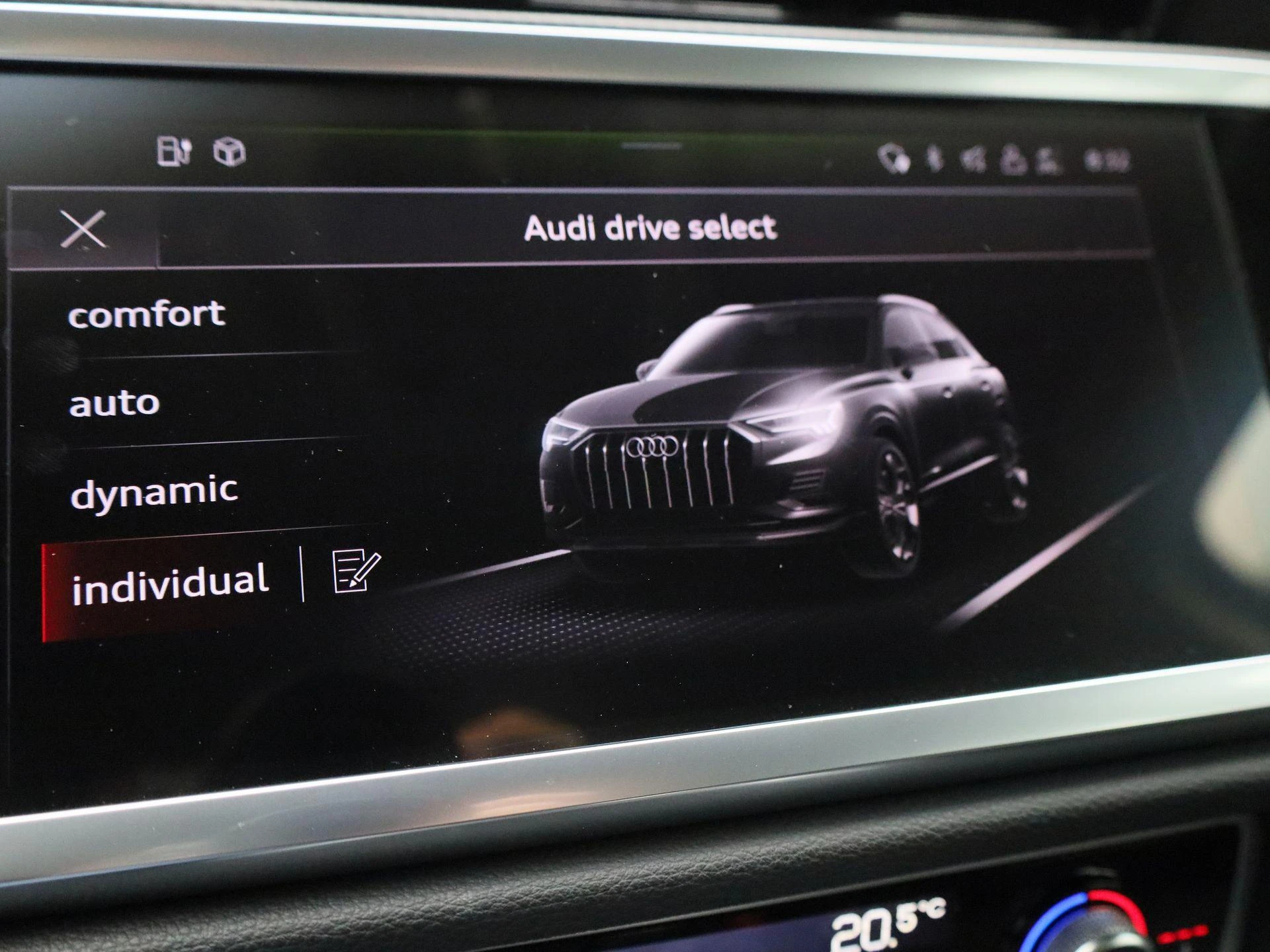 Audi-Q3-image-24