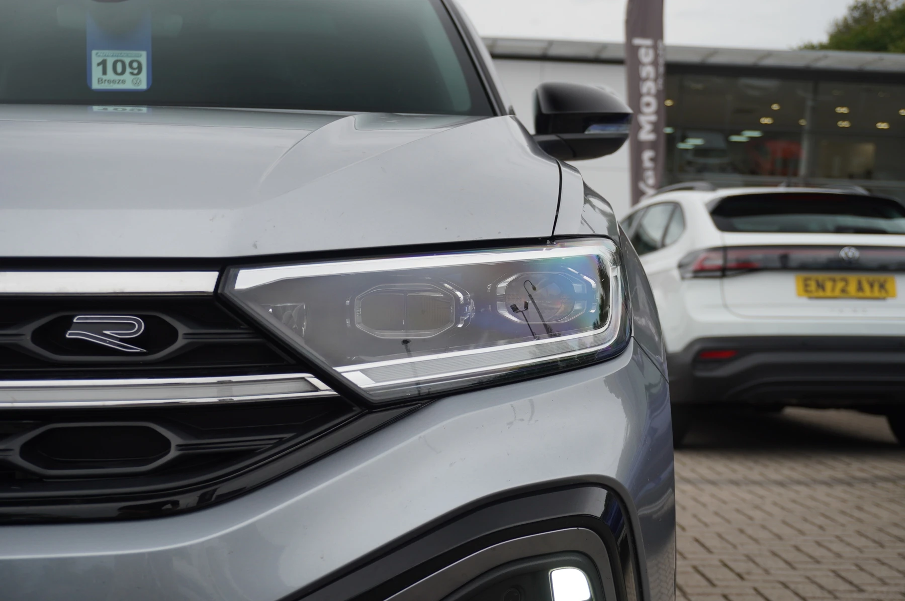 Volkswagen-T-Roc-image-37