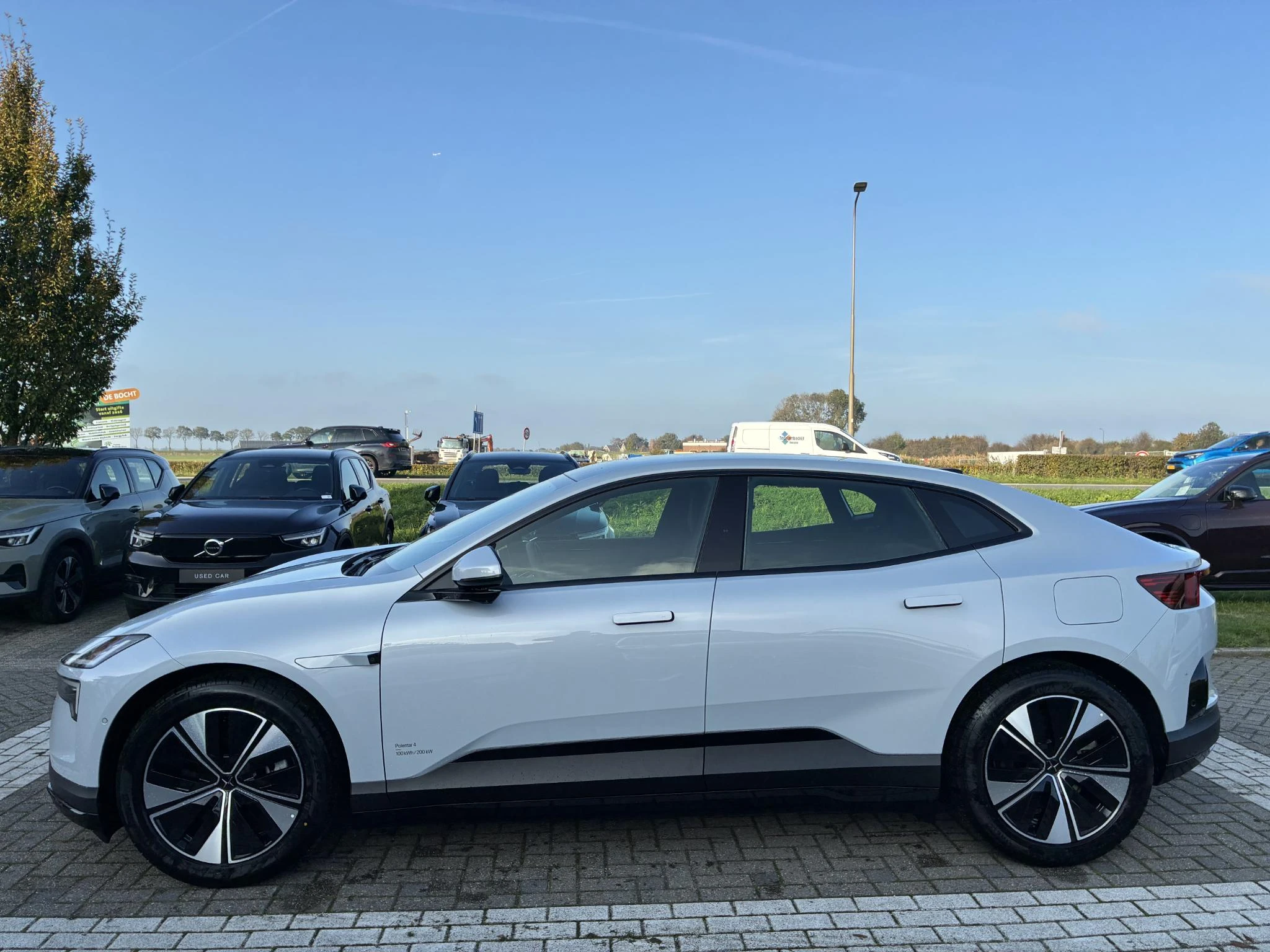 Polestar-4-image-2