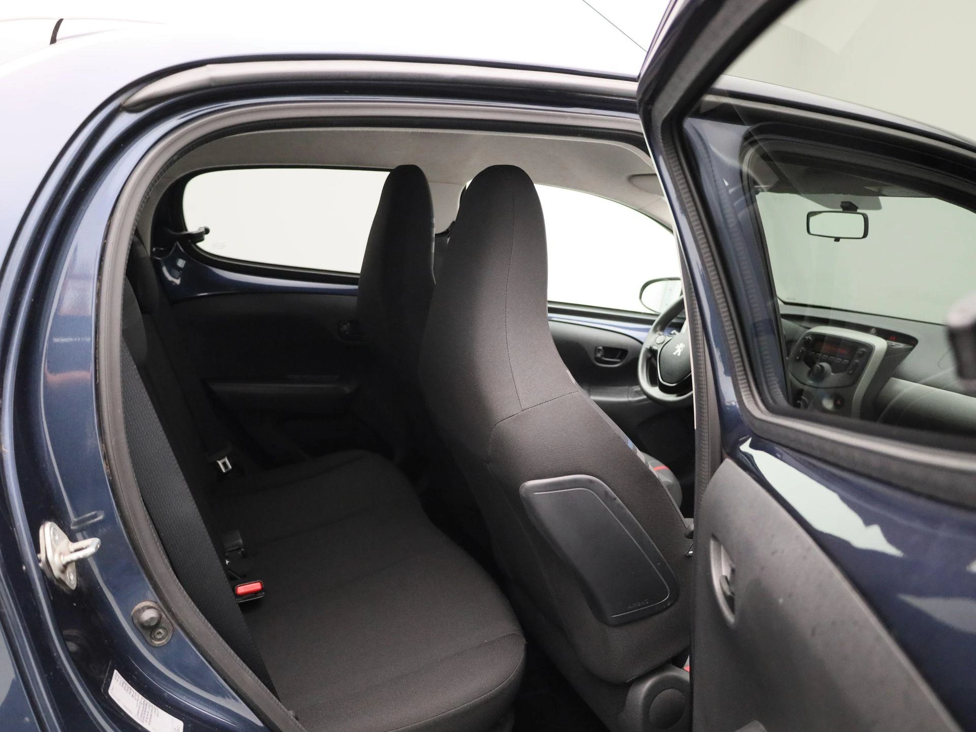 Peugeot-108-image-28