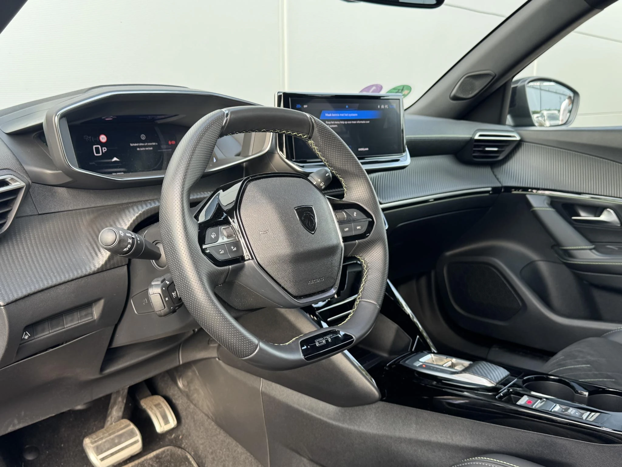 Peugeot-2008-image-10