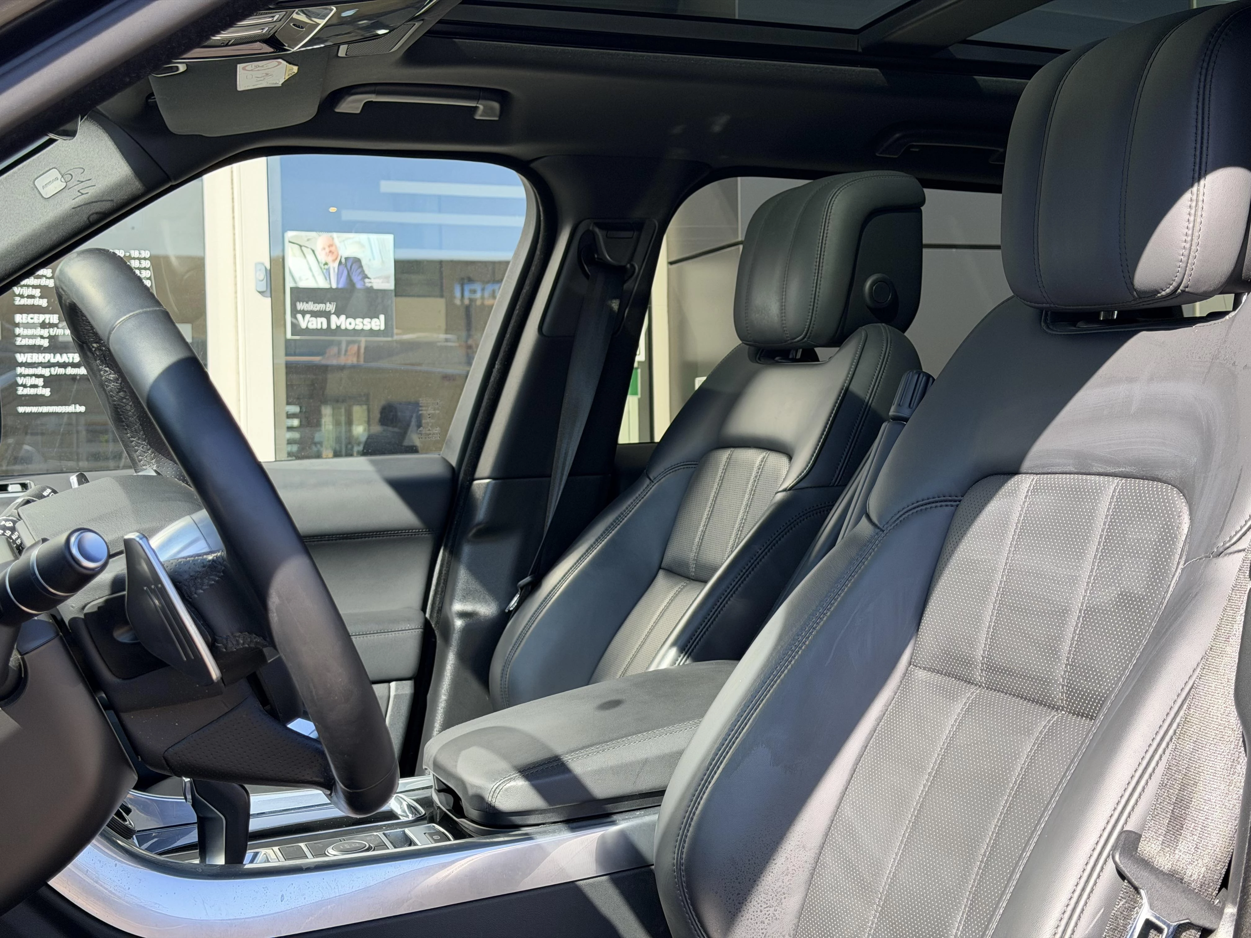 Land Rover Range Rover Sport P400e HSE Dynamic