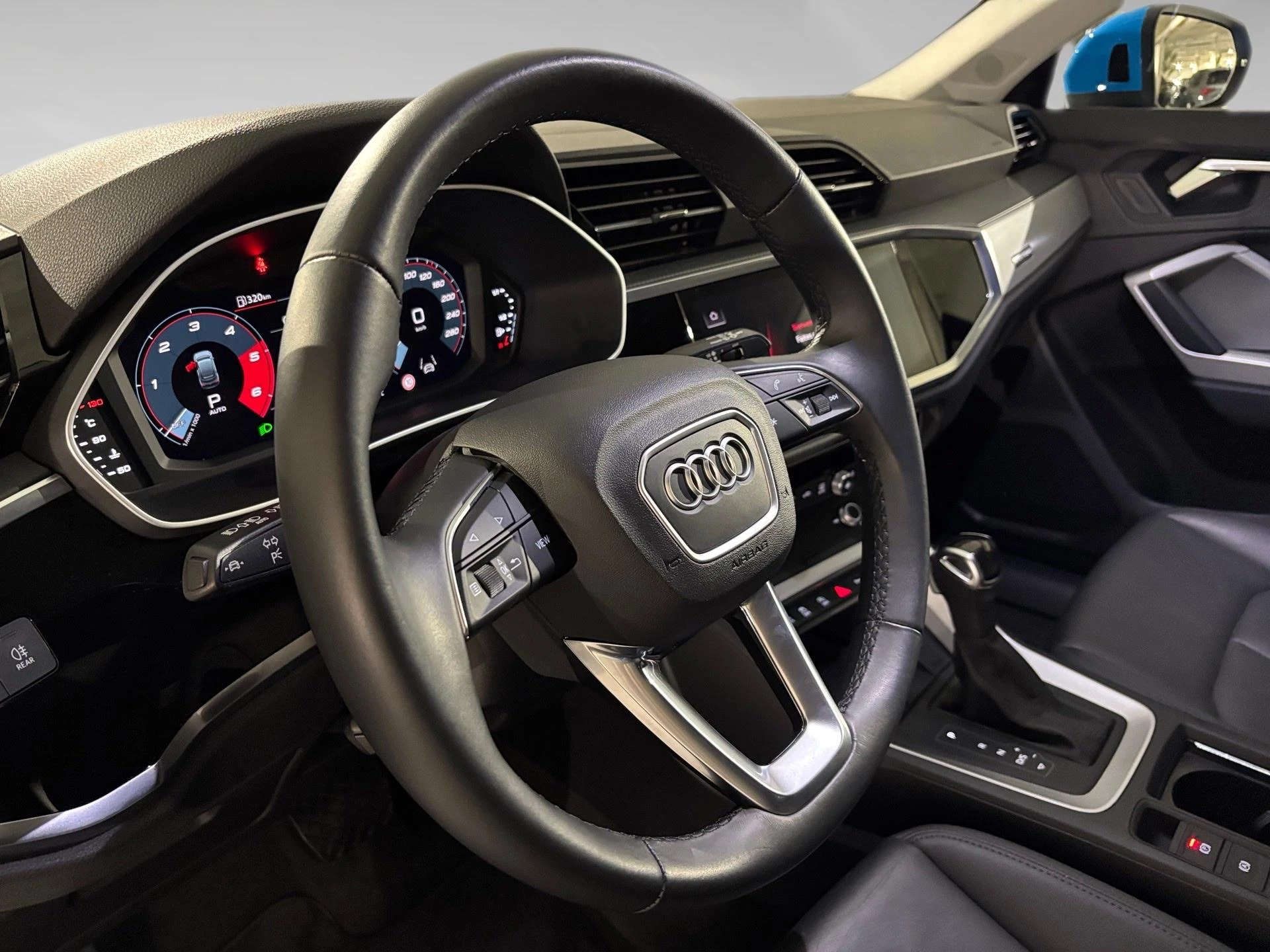 Audi-Q3-image-7