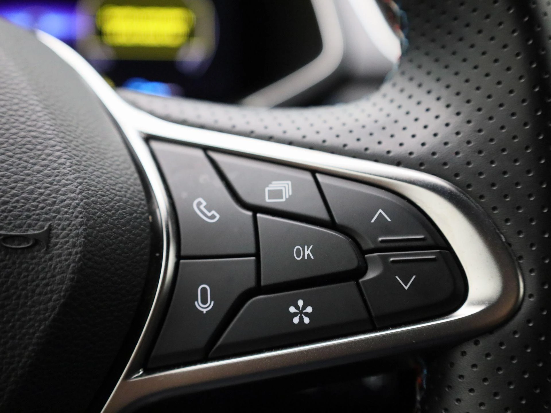 Renault-Captur-image-23
