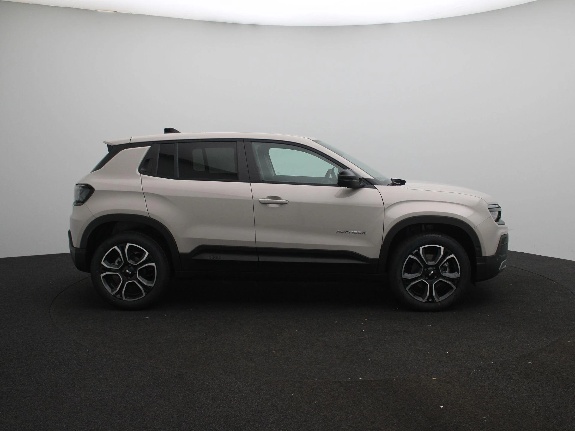 Jeep-Avenger-image-2
