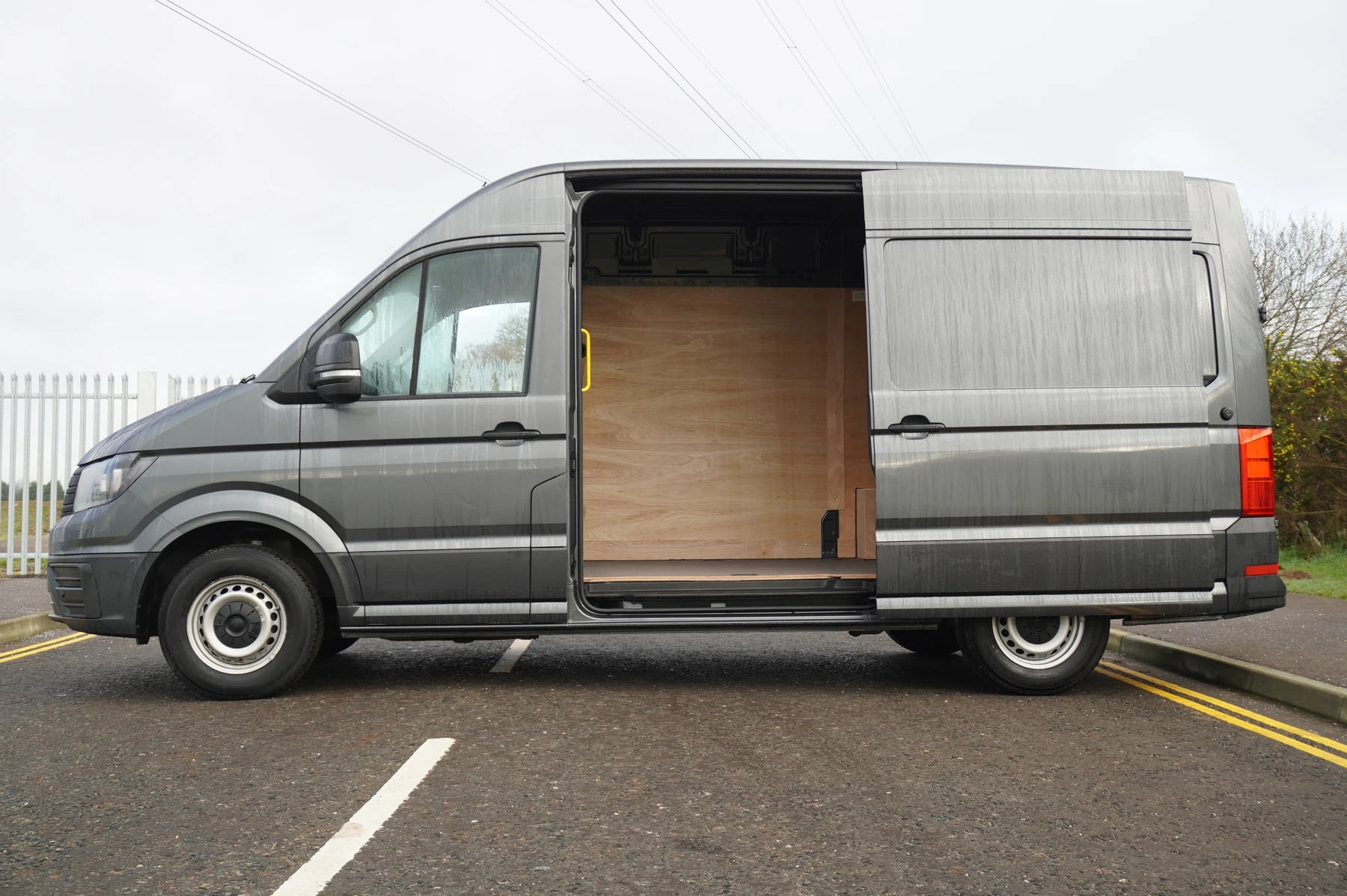 Volkswagen-Crafter-image-27