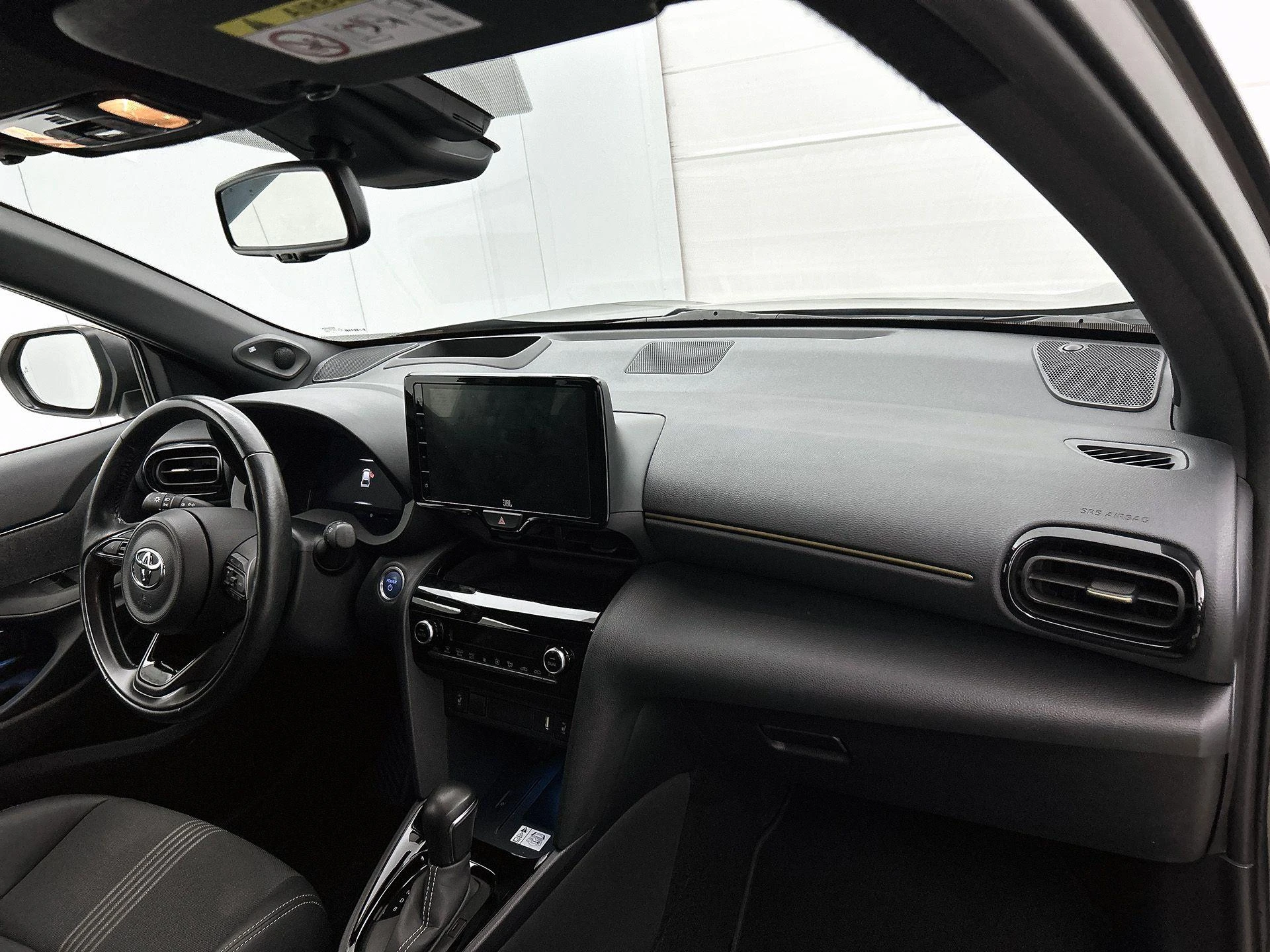 Toyota-Yaris Cross-image-19