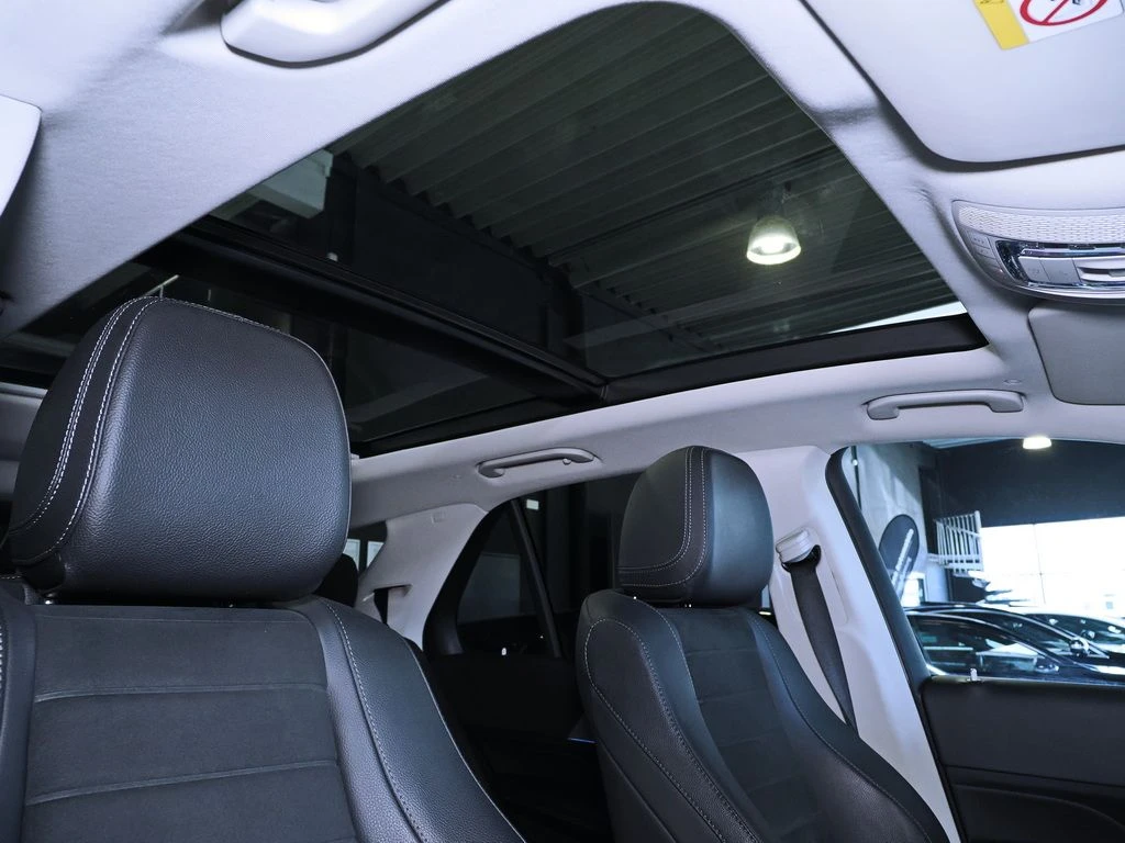 Mercedes-Benz-GLE 300 d-image-14