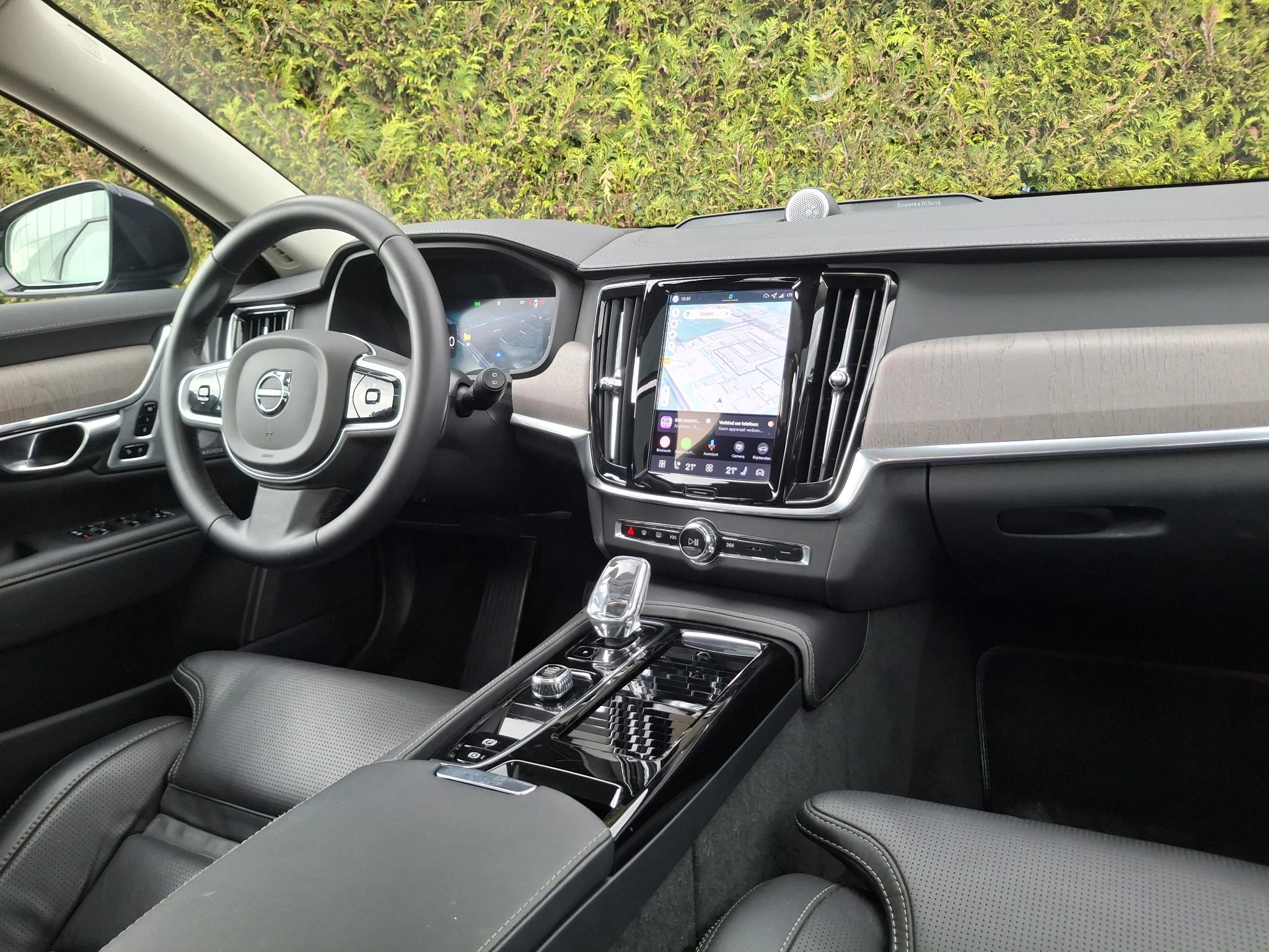 Volvo-V90-image-25