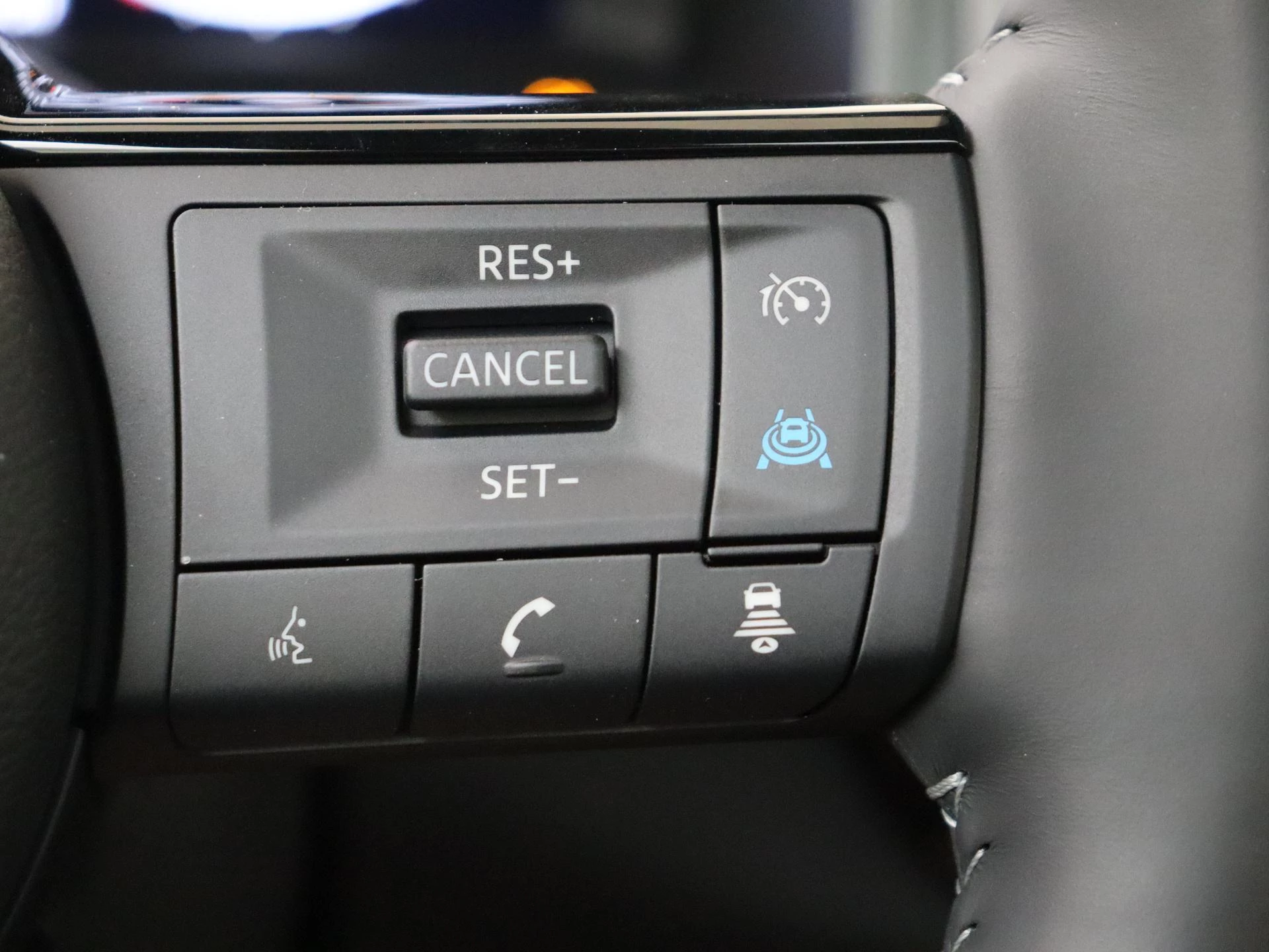 Nissan-QASHQAI-image-13