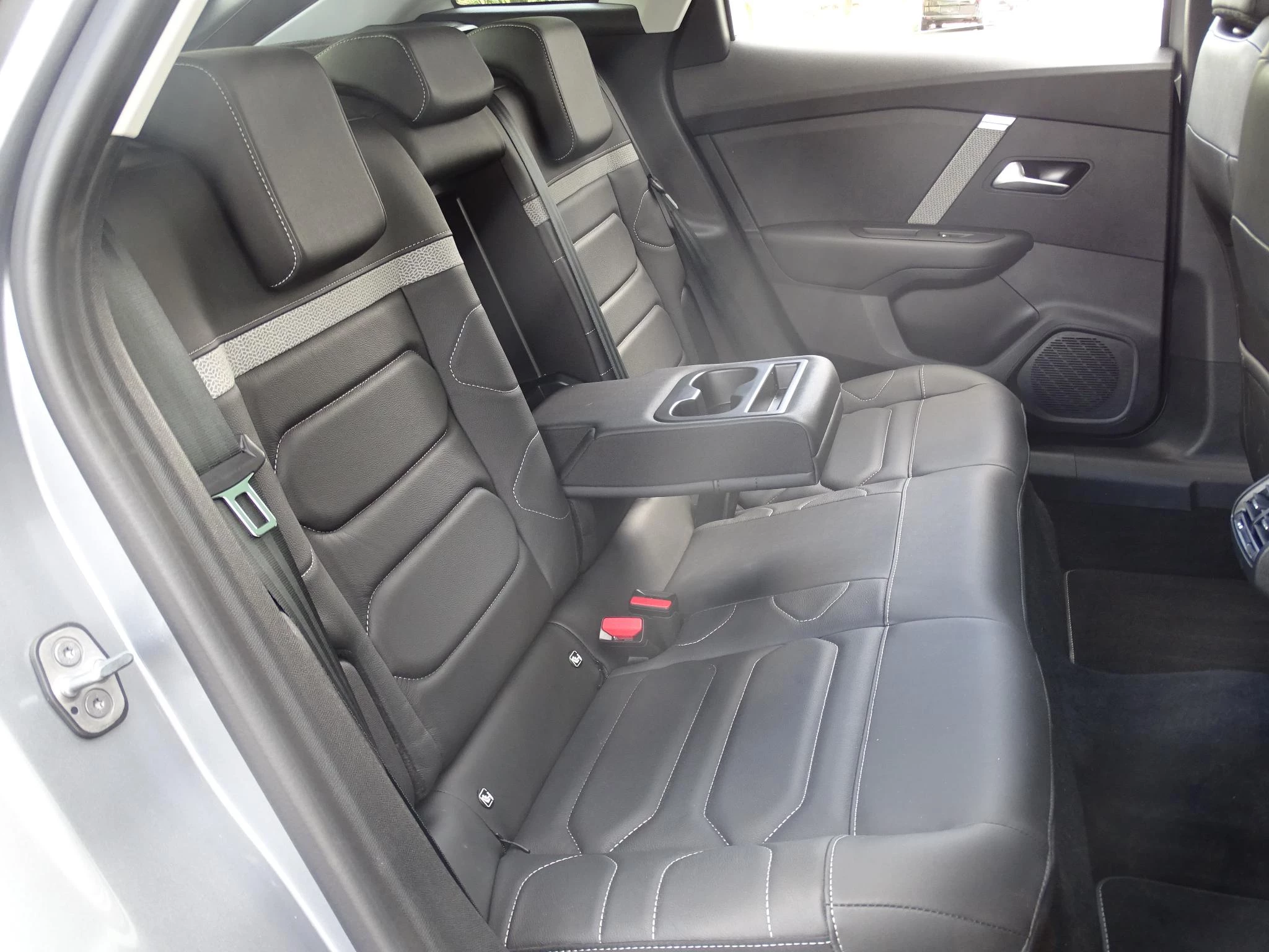 Citroën C4 1.2 Hybride 136 ë-DCS6 MAX