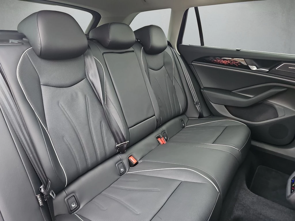 Volkswagen Passat Variant 1.5l TSI eHyb. Elegance