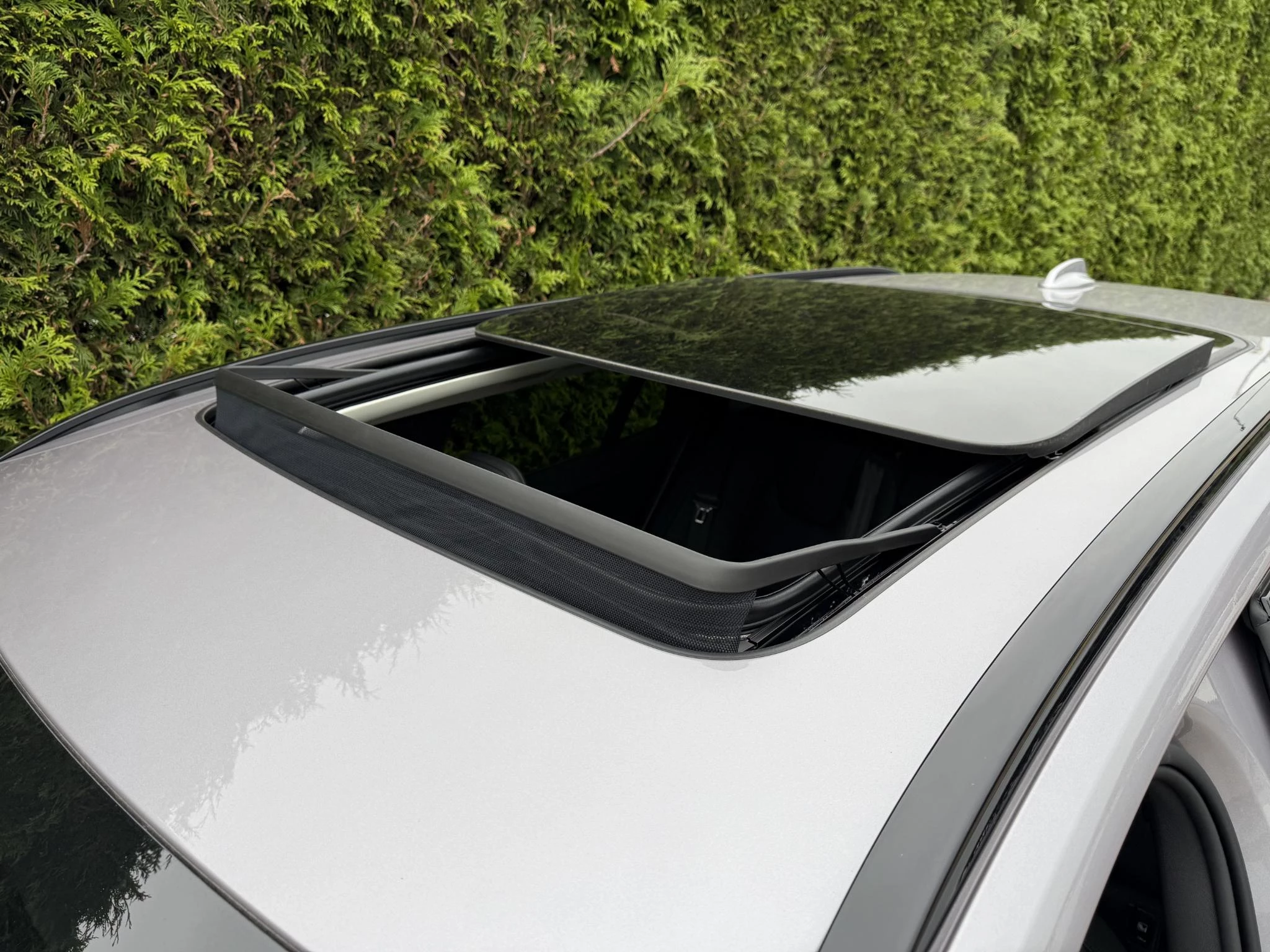 Volvo V60 T6 Plug-in hybrid AWD Plus Dark