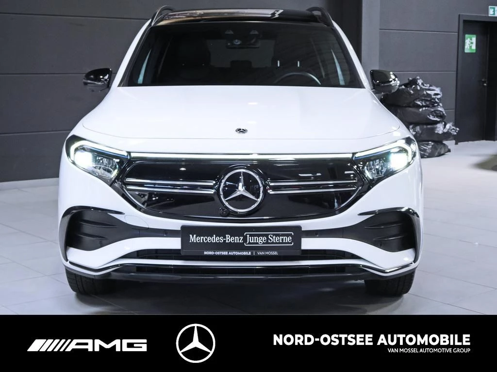 Mercedes-Benz EQB 300 4M AMG NIGHT PANO SHZ LED ACC HUD PDC AMG Line