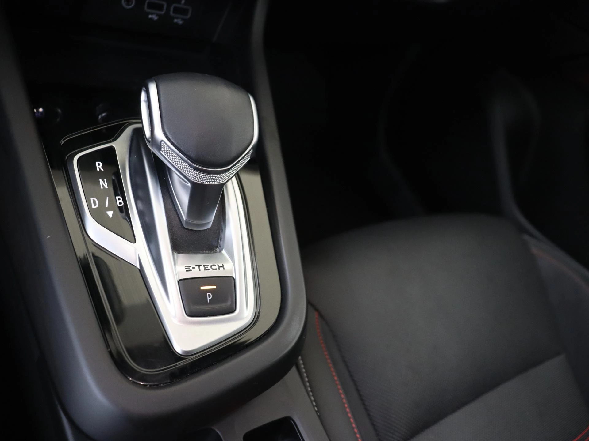Renault-Arkana-image-14