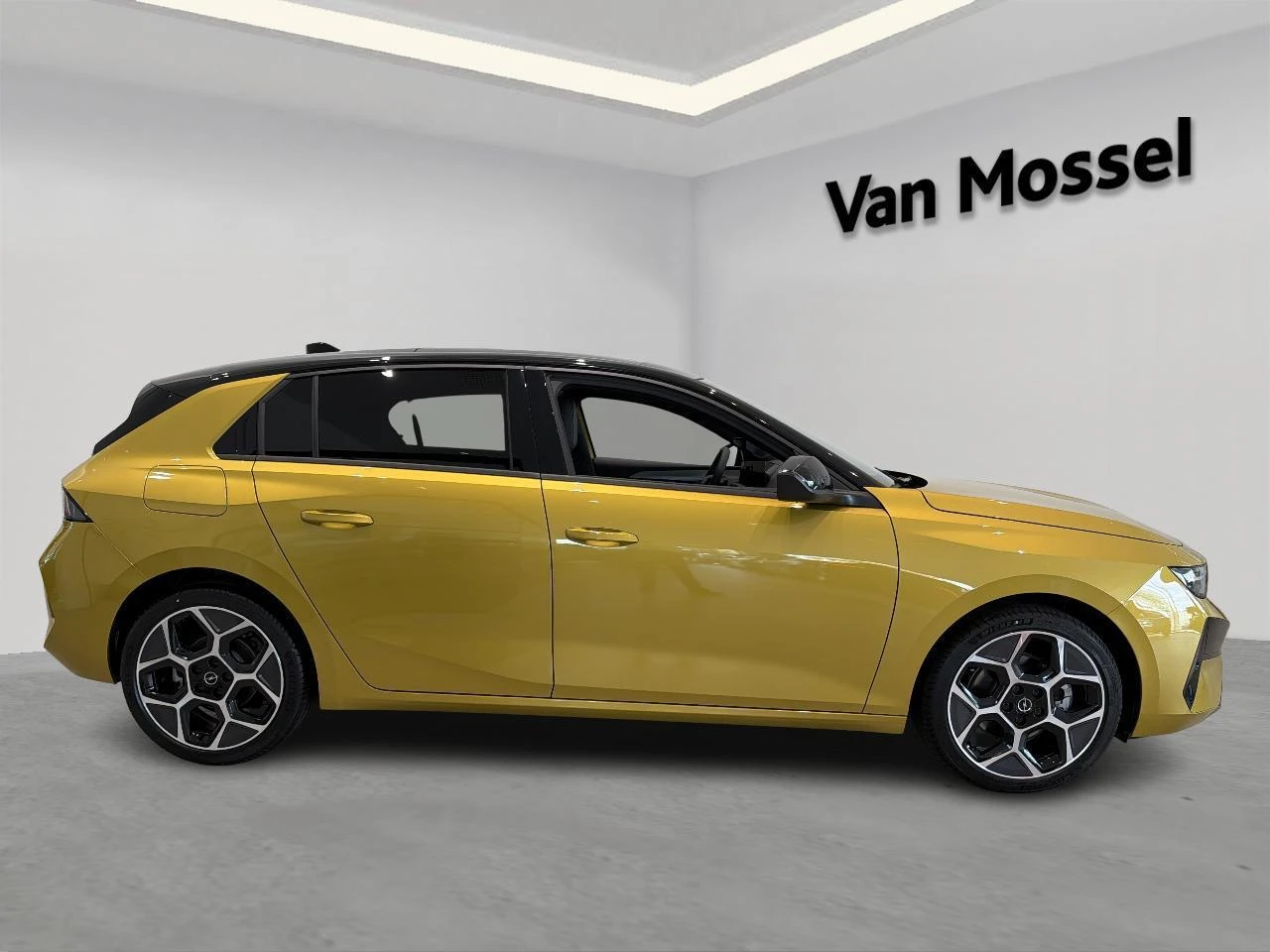 Opel-Astra-image-4