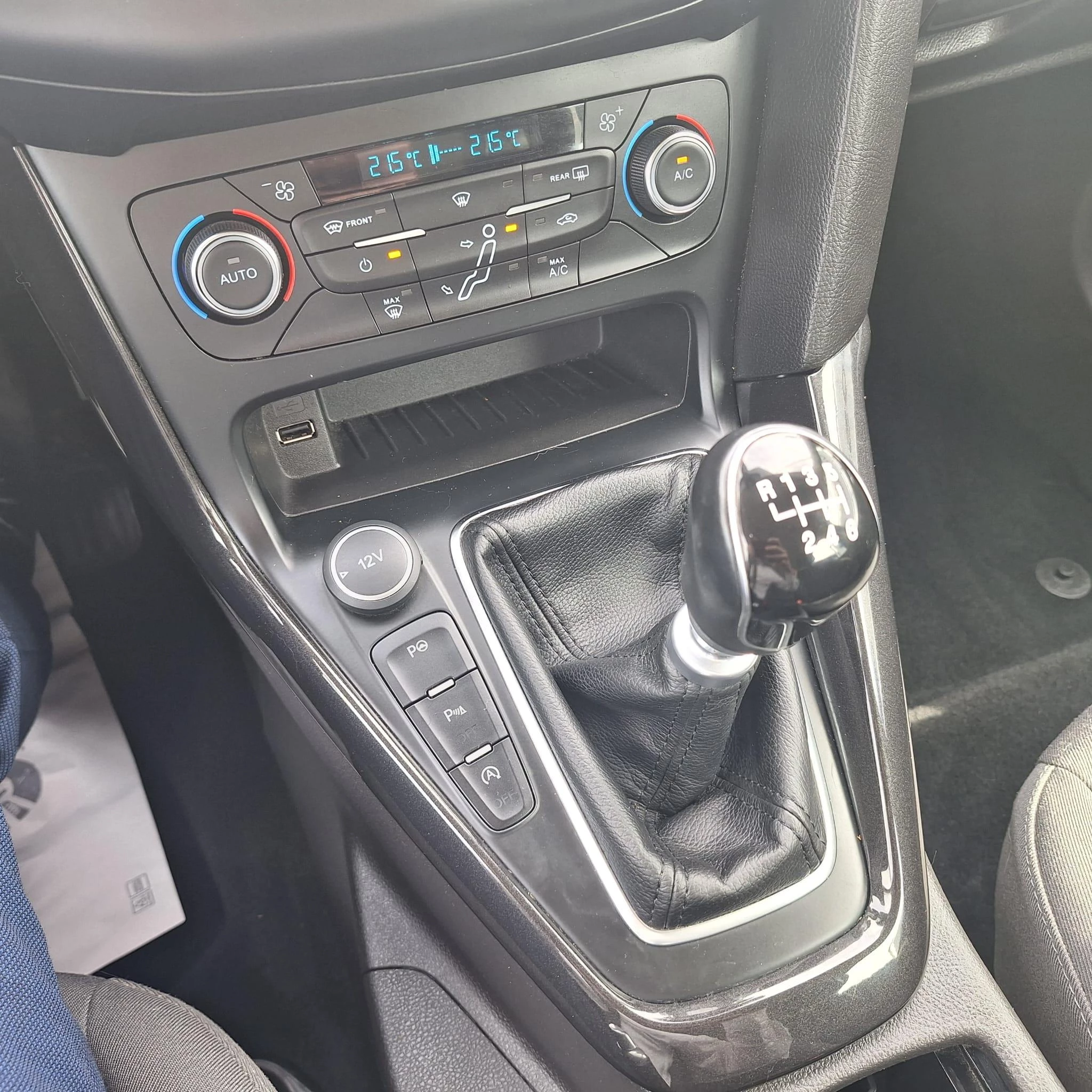 Ford Focus Wagon 1.0 Titanium Edition 125pk
