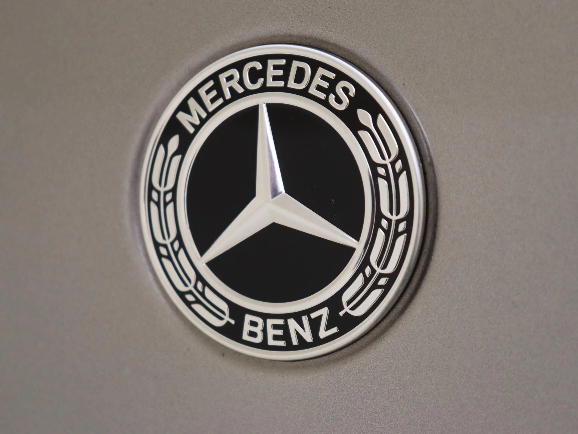 Mercedes-Benz-GLC-image-28