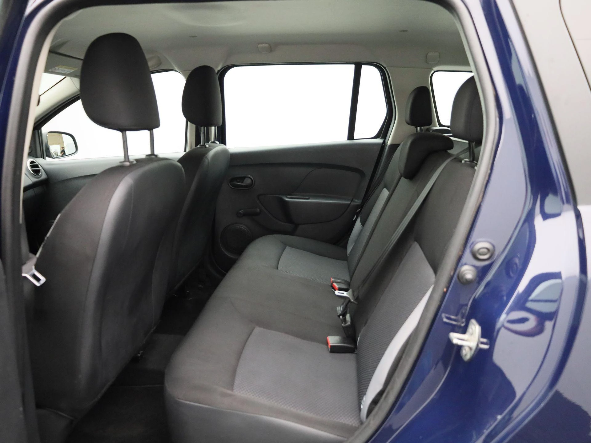 Dacia-Logan-image-9