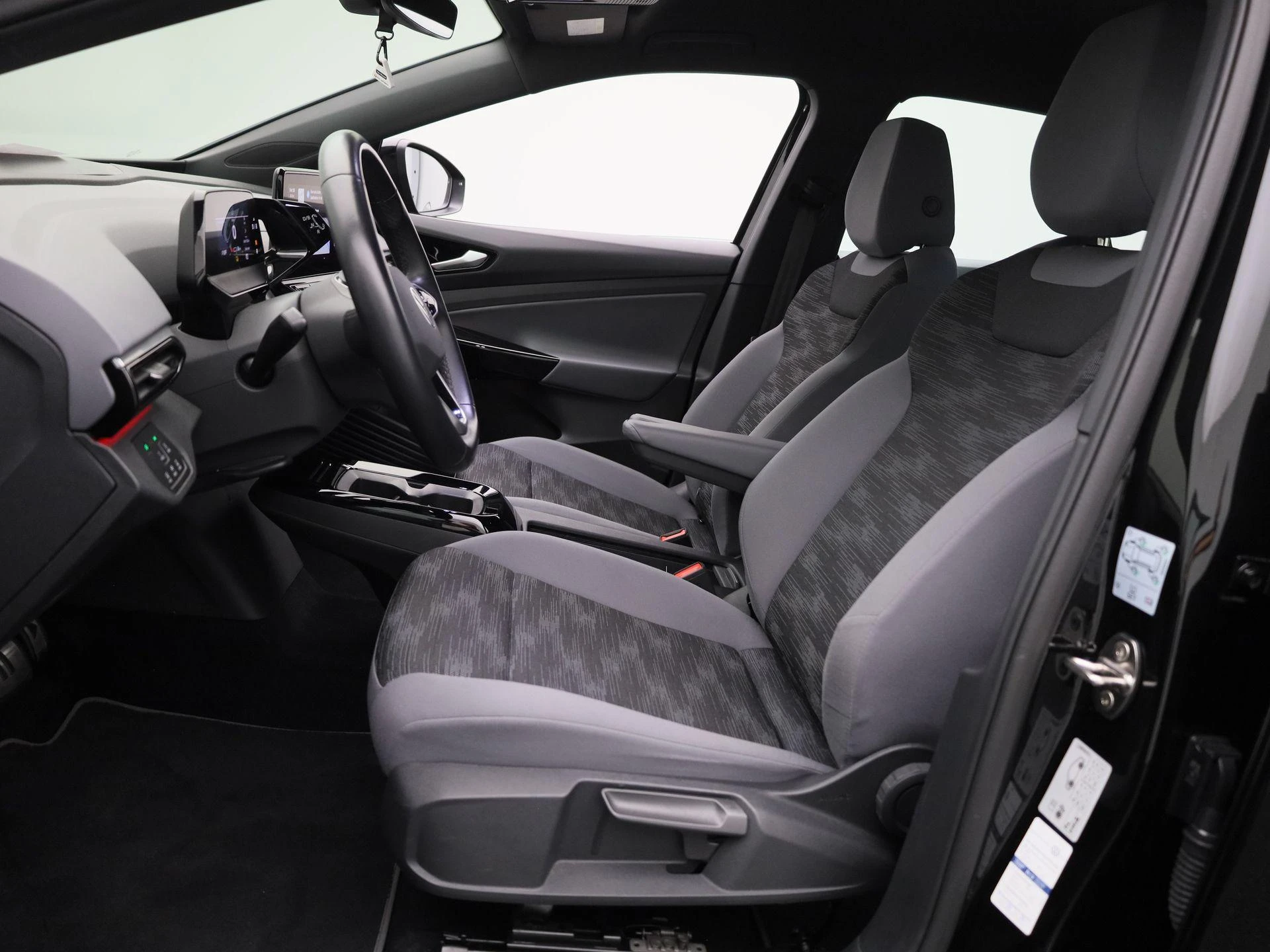 Volkswagen-ID.4-image-10