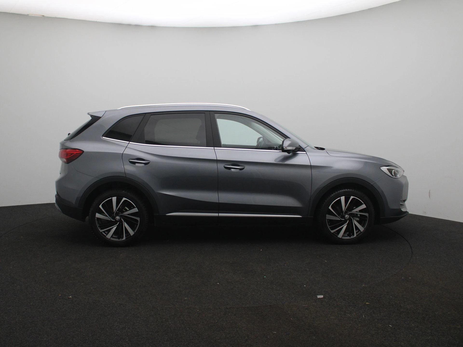 MG-ZS-image-5