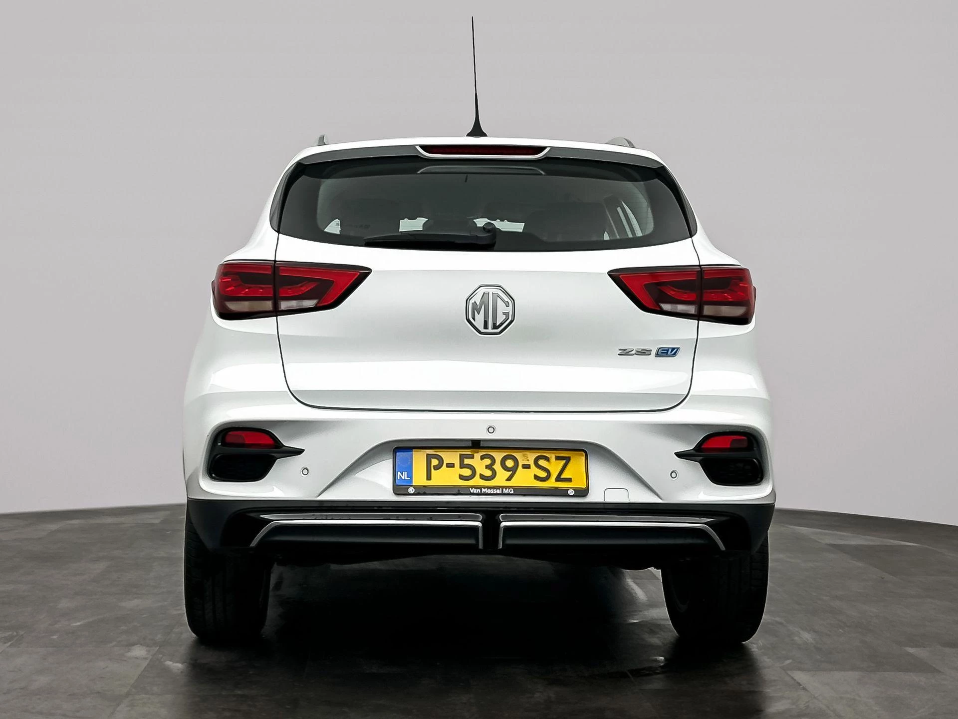 MG-ZS EV-image-8