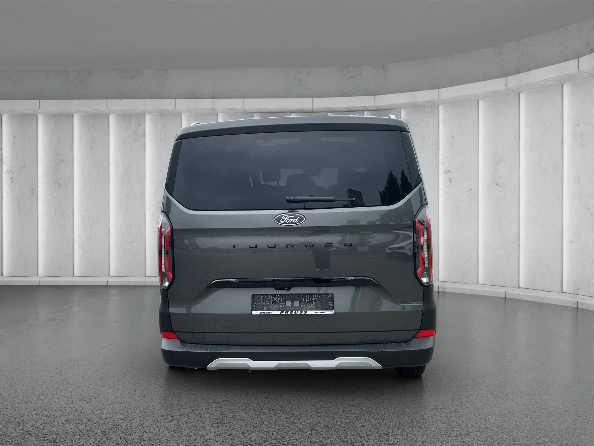 Ford-Tourneo Custom-image-3