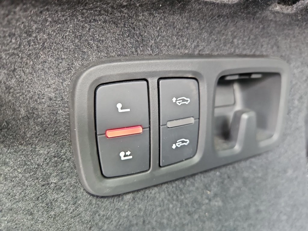 Audi Q8 55 TFSI quattro tiptronic competition plus *S line*Pano*AHK*B&O*