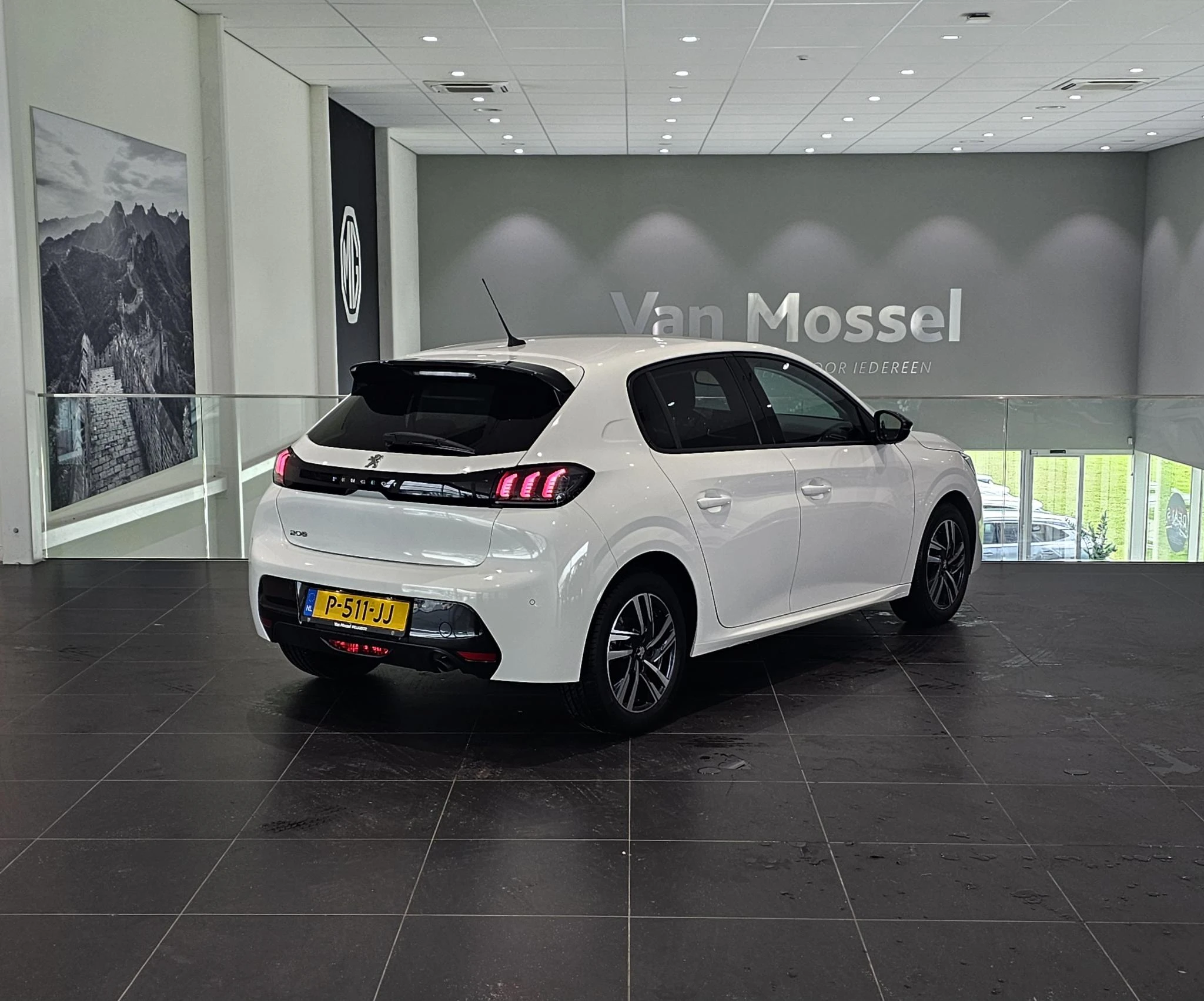 Peugeot-208-image-4
