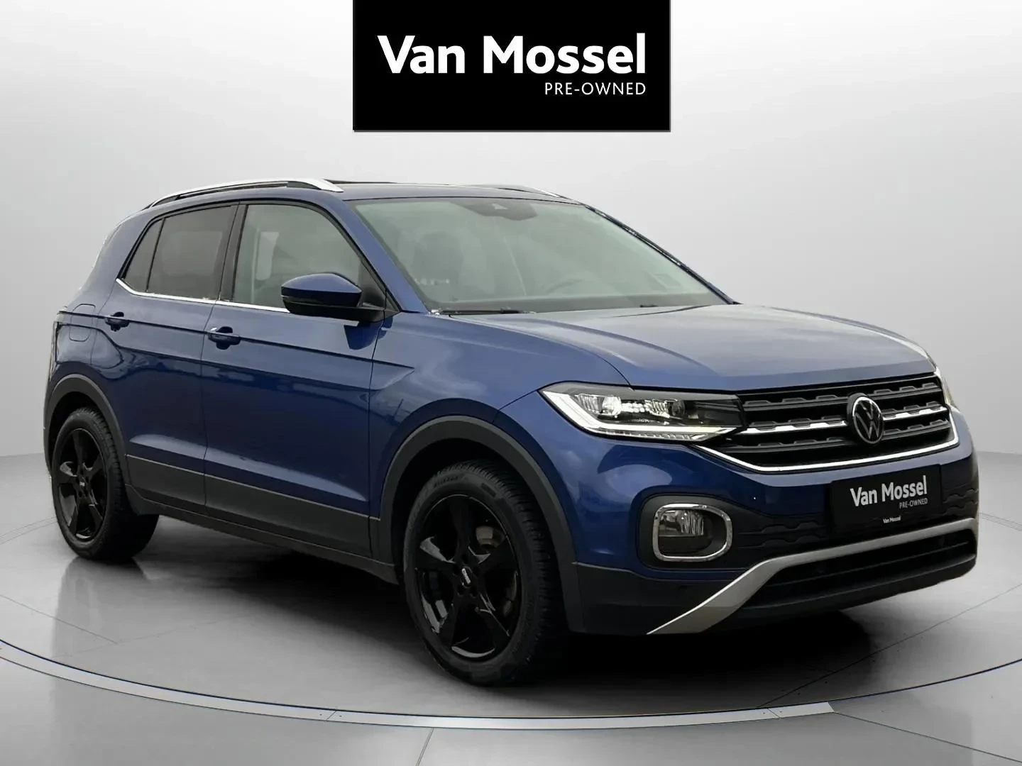 Volkswagen-T-Cross-image-2