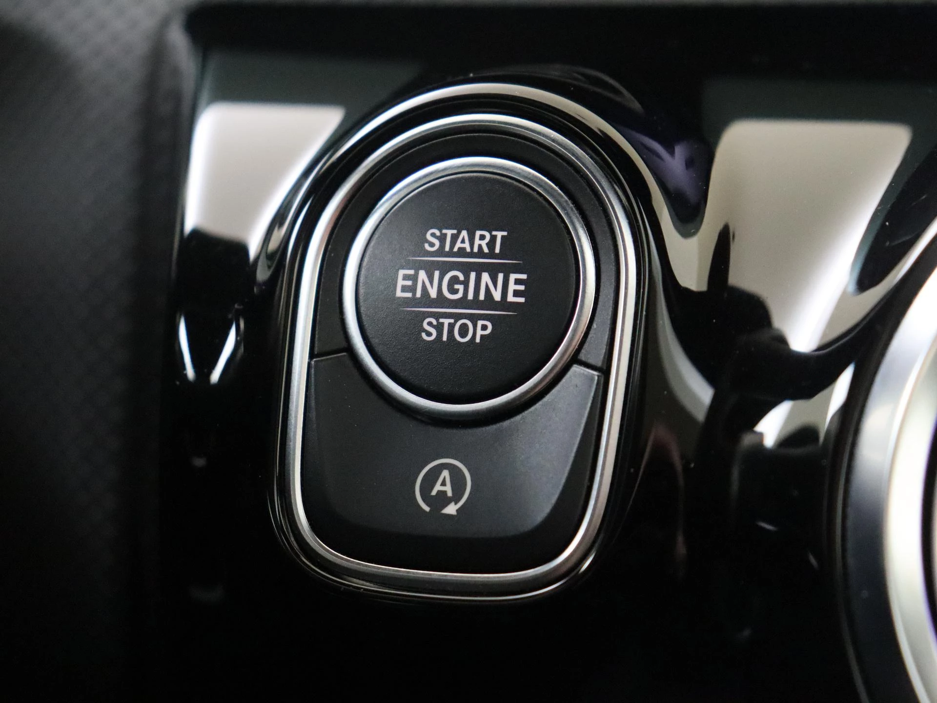 Mercedes-Benz-A-Klasse-image-21