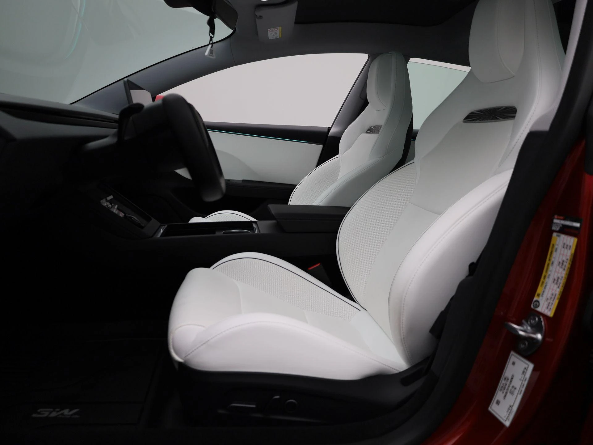 Tesla-Model 3-image-10