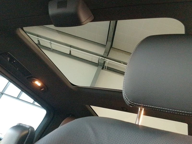 Mercedes-Benz V-Klasse 300d 4M AVANTGARDE LANG AIRMATIC+SITZKLIMA+AMG AVANTGARDEW447 V 300d 4M AVANTGARDE LANG AIRMATIC+SITZKLIMA+AMG AVANTGARDE