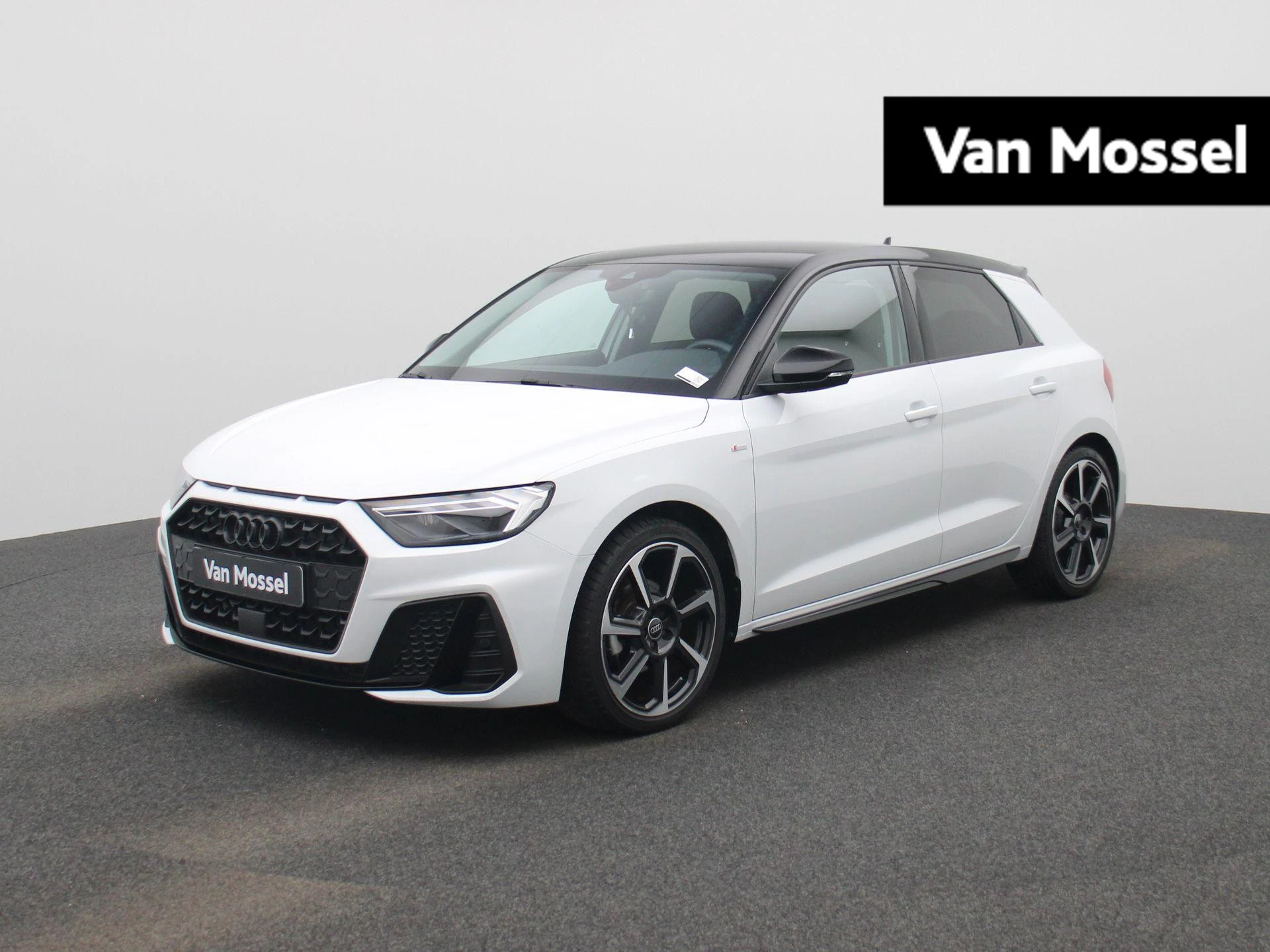 Audi-A1 Sportback-image-0