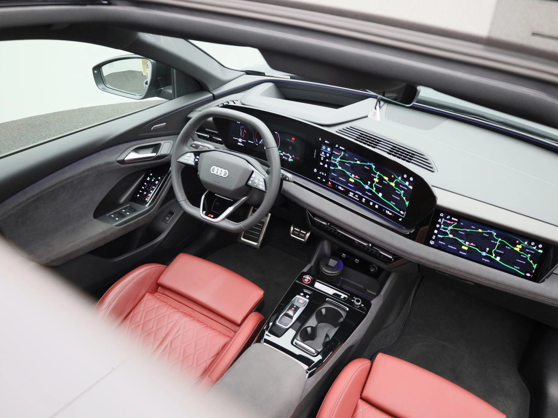 Audi-Q6 e-tron-image-49