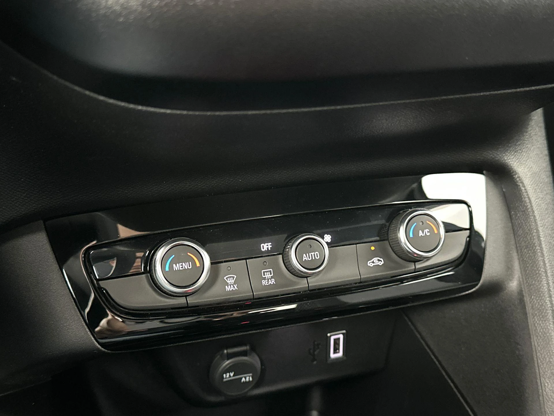Opel-Corsa-e-image-18