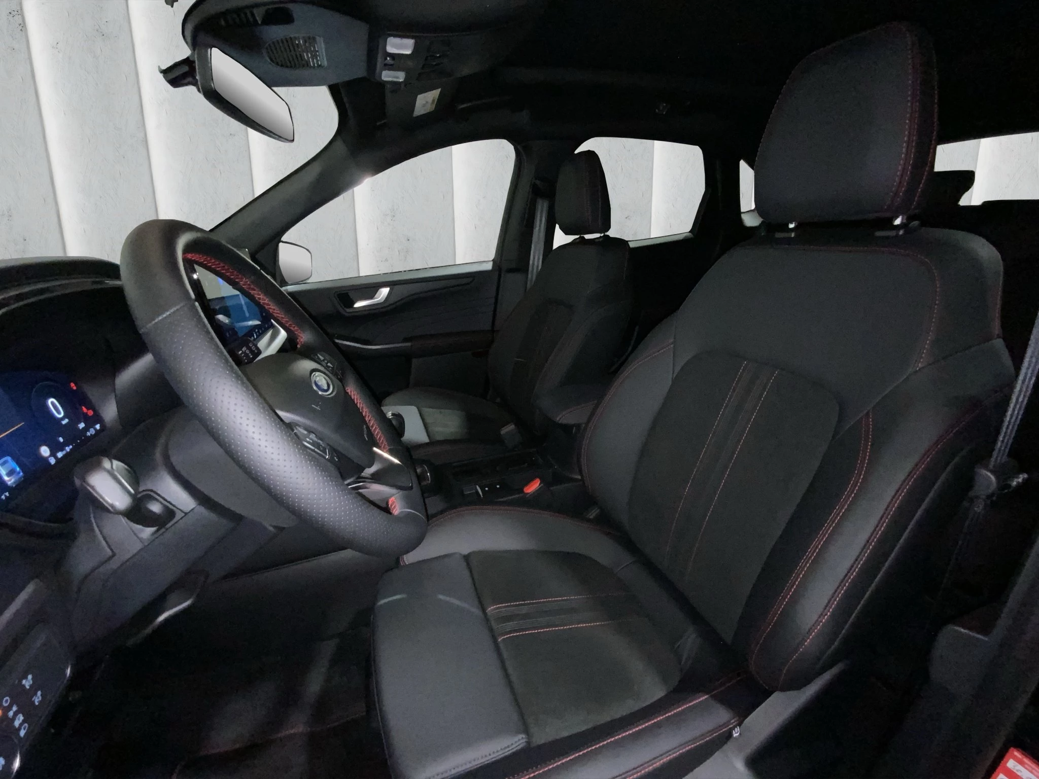 Ford Kuga ST-Line X Aut.*PANO*AHK*360GRAD*LED-MATRIX*NAVI*GRA*WINTER-PKT..