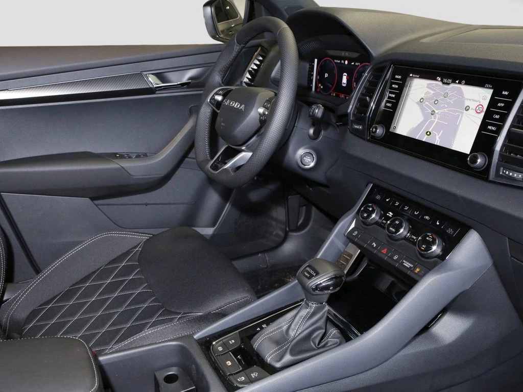 Škoda Karoq Sportline 2.0 TSI UPE 54.910 4x4 Canton