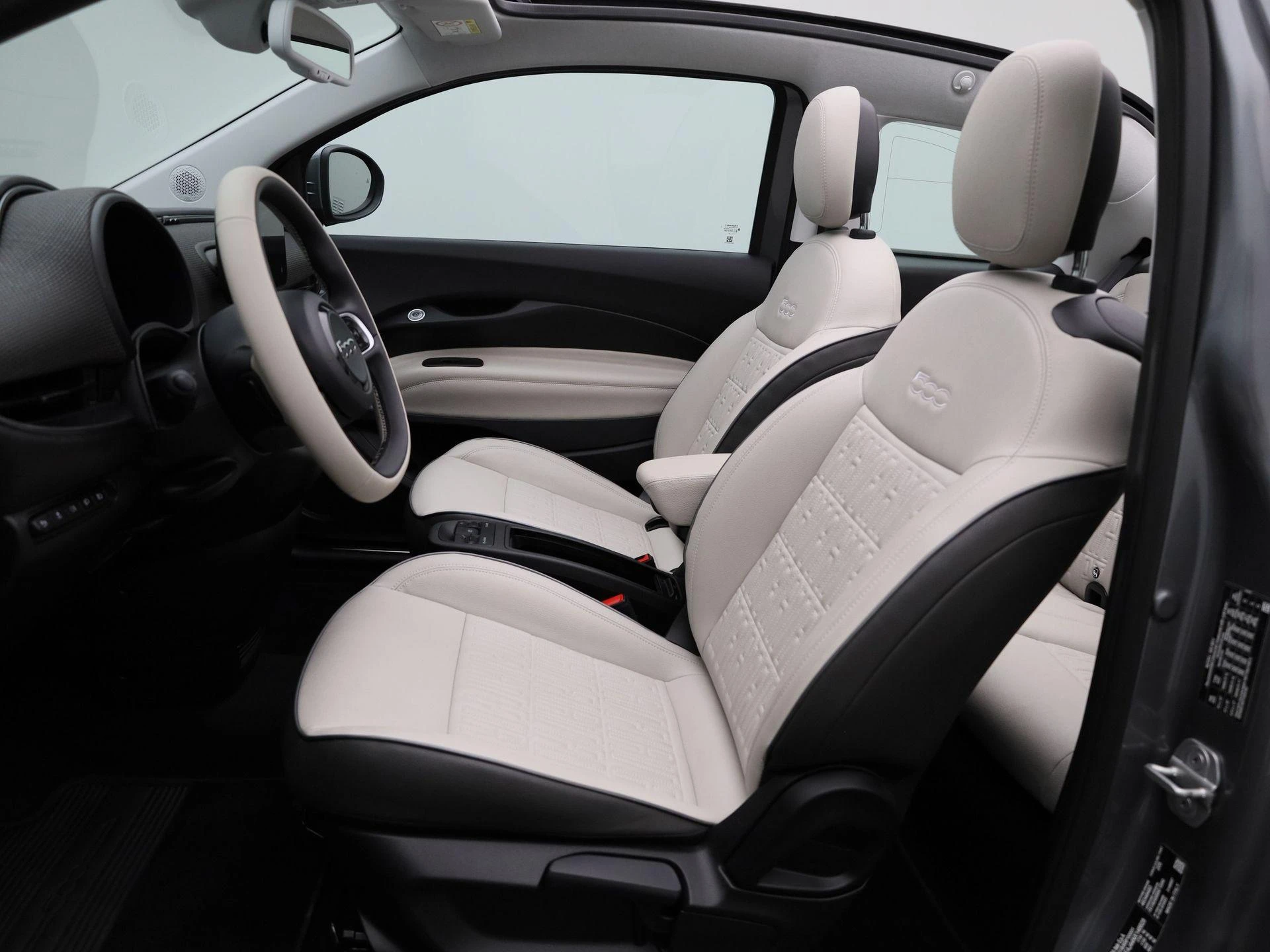 Fiat-500e-image-9