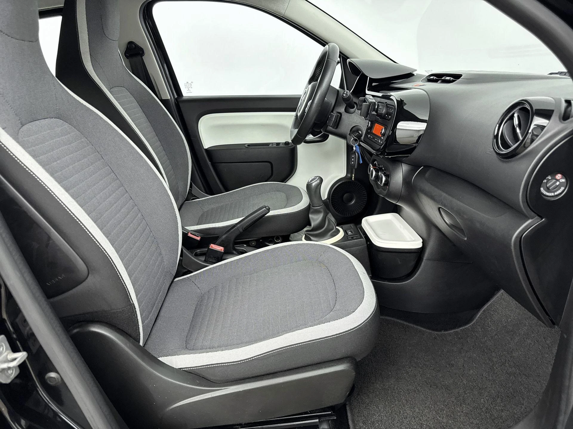 Renault-Twingo-image-11
