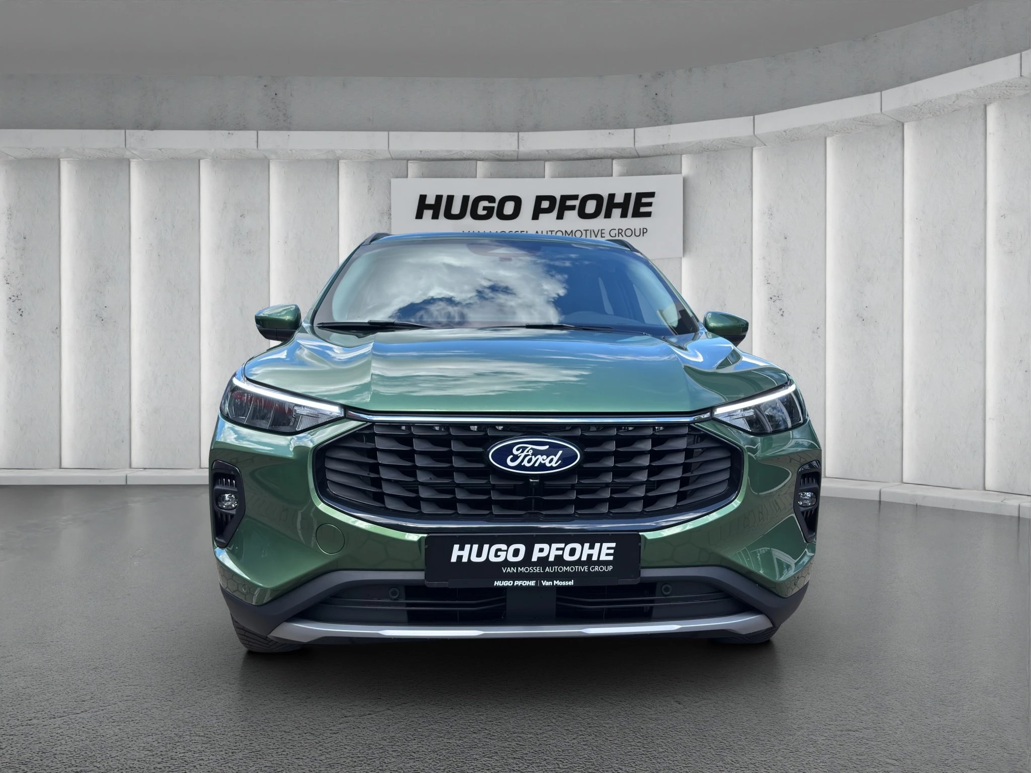 Ford Kuga Titanium 2.5 Duratec Plug-in-Hybrid CVT Sports Utility Vehicle. 178 kW. MJ 2026.25