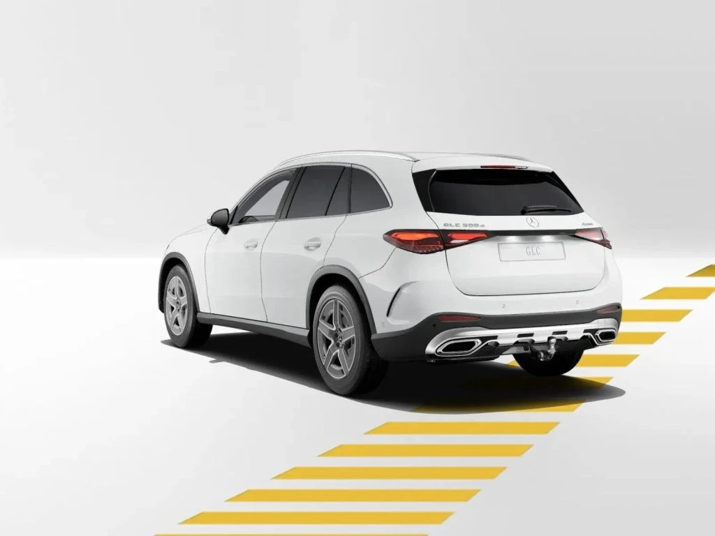 Mercedes-Benz-GLC 300 d-image-4
