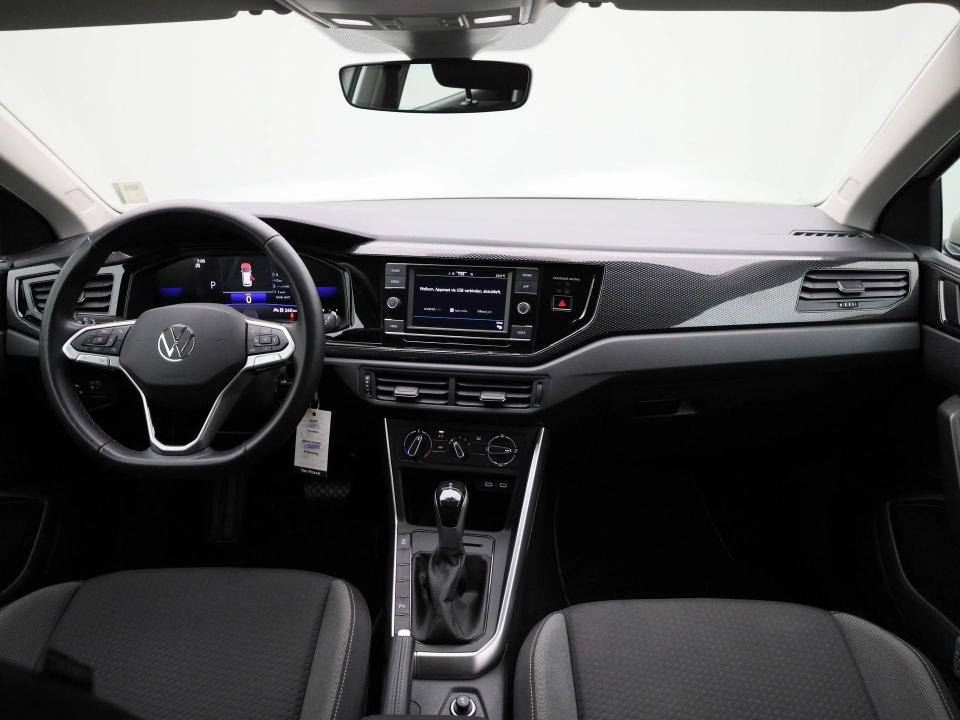 Volkswagen-Taigo-image-31