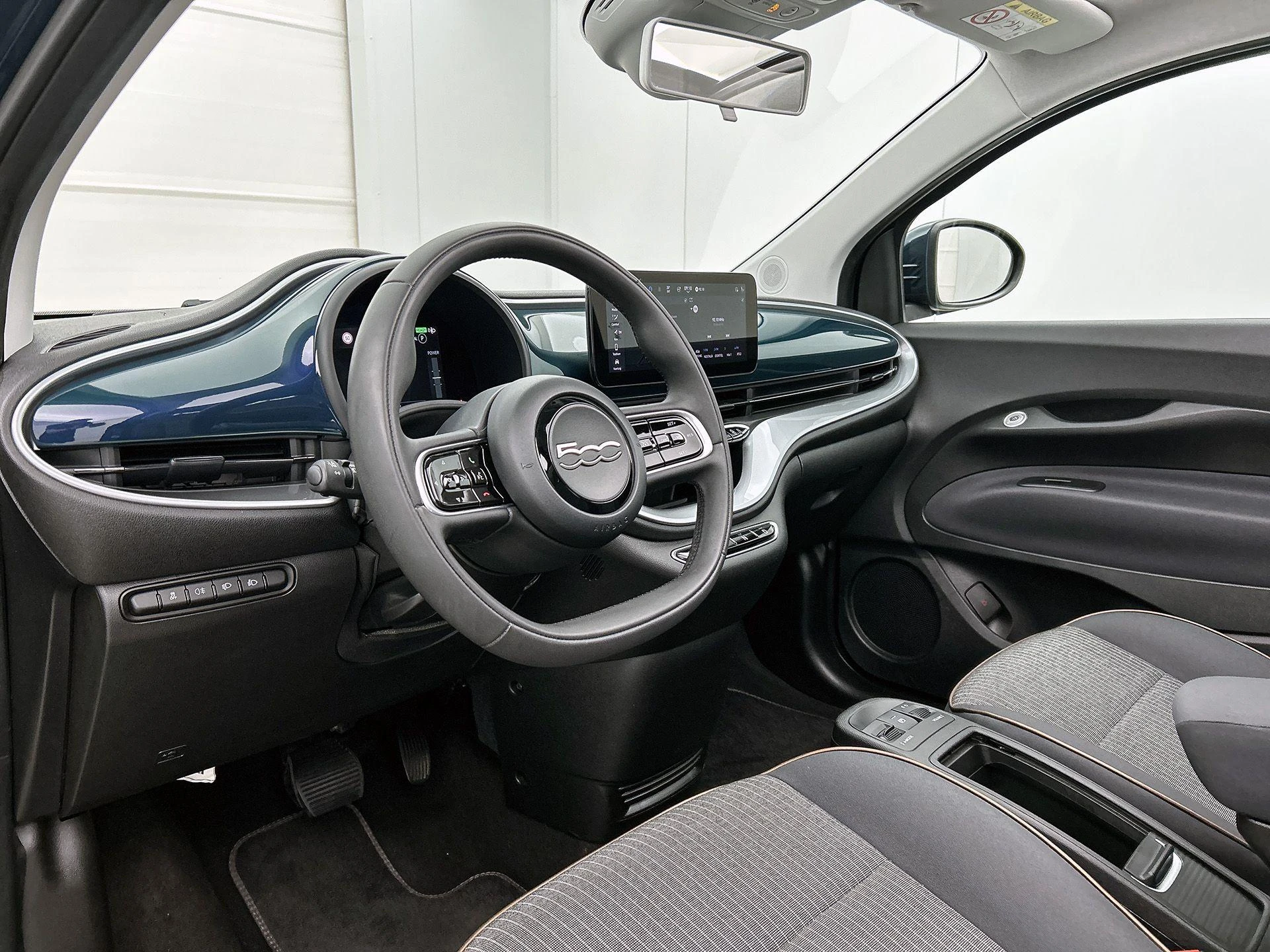 Fiat-500C-image-17