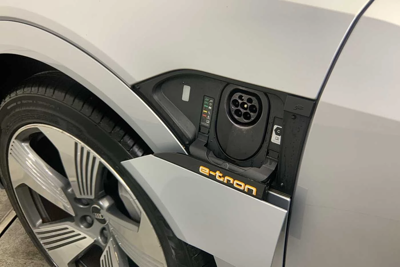 Audi-e-tron-image-12