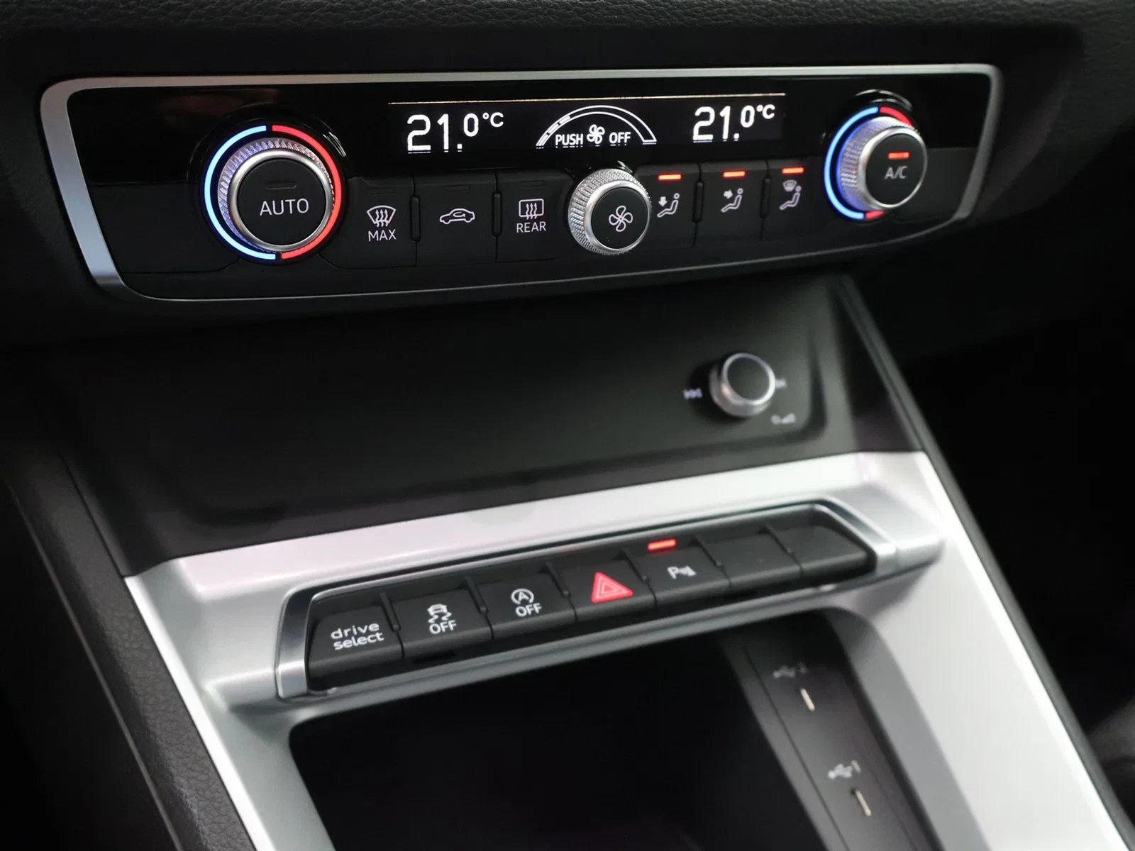 Audi Q3 Sportback Audi Q3 Sportback Business Edition 35TDI 150PK *AUTOMAAT*CRUISE CONTROL*VIRTUAL COCKPIT*APP-CONNECT*...*
